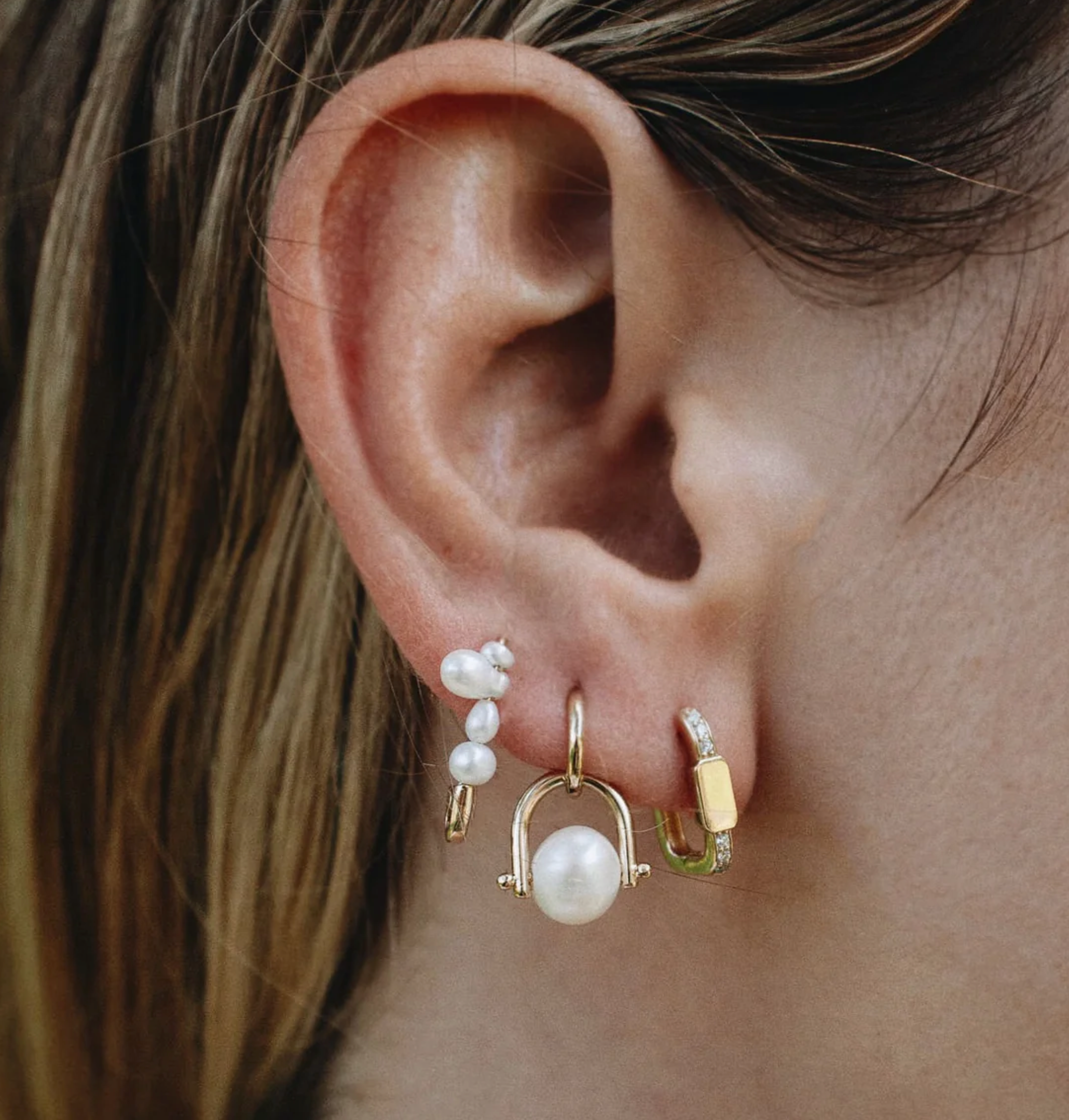 Mini Mixed Pearl Safety Pin Earring